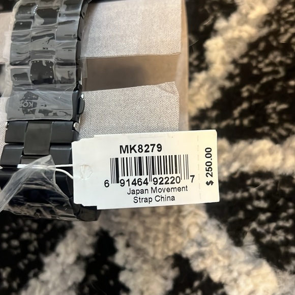 Men’s Michael Kors Watch - Picture 4 of 4